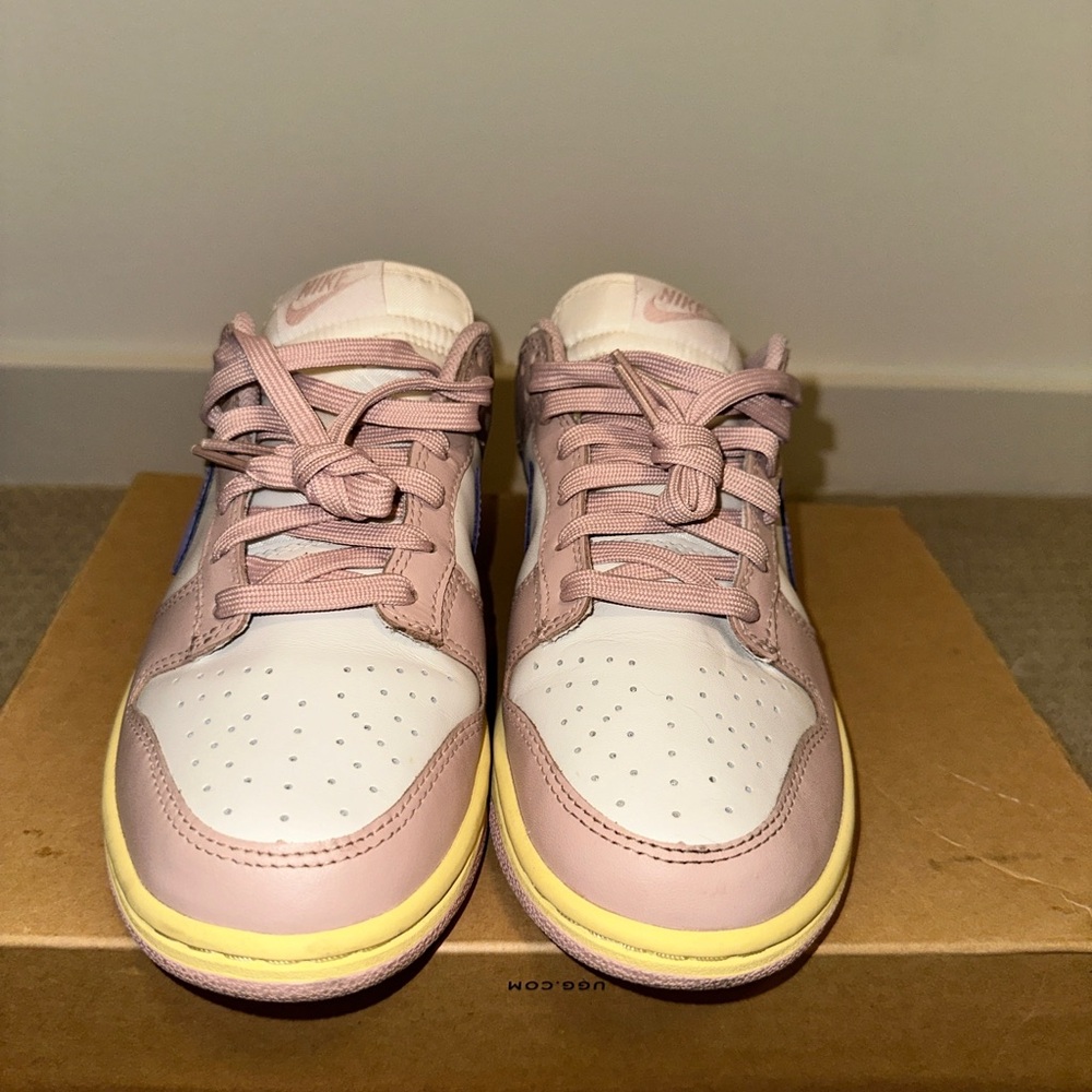 Women’s Nike Dunk Low Pink Oxford